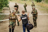 «Украина хочет скрыть реальную ситуацию». Москва объяснила, почему Киев угрожает журналистам за проезд в котлы ВСУ