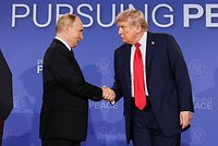 «Он вас уничтожит, если захочет». Трамп постоянно ругался на встрече с Зеленским и требовал принять условия России