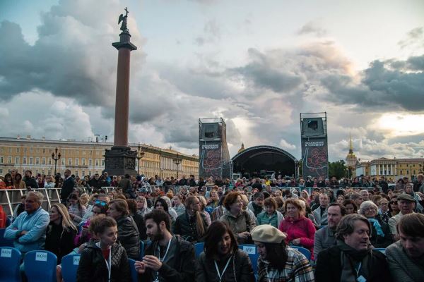 «Слоны-призраки» Херцога откроют кинофестиваль в Петербурге