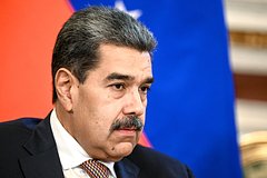 Президент Венесуэлы попросил у Путина ракеты и самолеты из-за угрозы США. Американские корабли уже подошли на расстояние удара